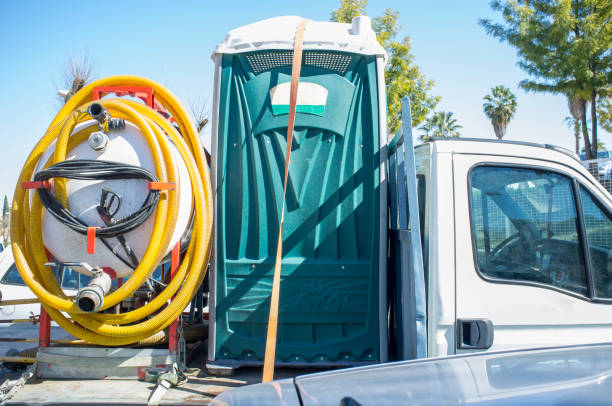 Best Luxury portable toilet rental  in Goldenrod, FL