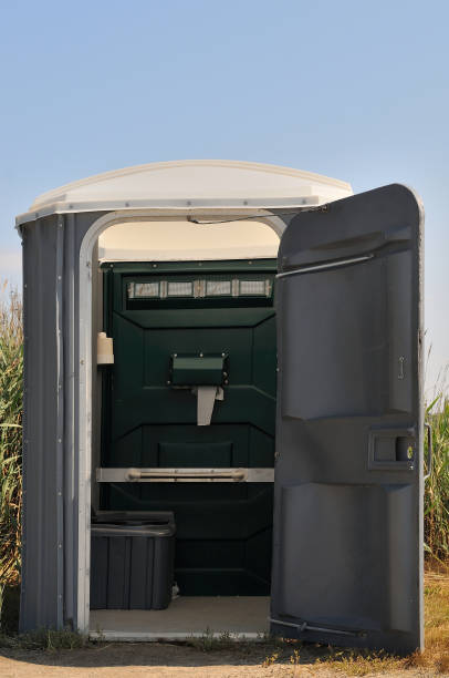 Best Porta potty rental near me  in Goldenrod, FL